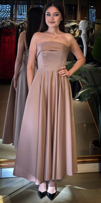 Açık Kahverengi Kare Yaka Kalın Askı Kloş Etekli Saten Midi Abiye Elbise 7647 - abiyeniall