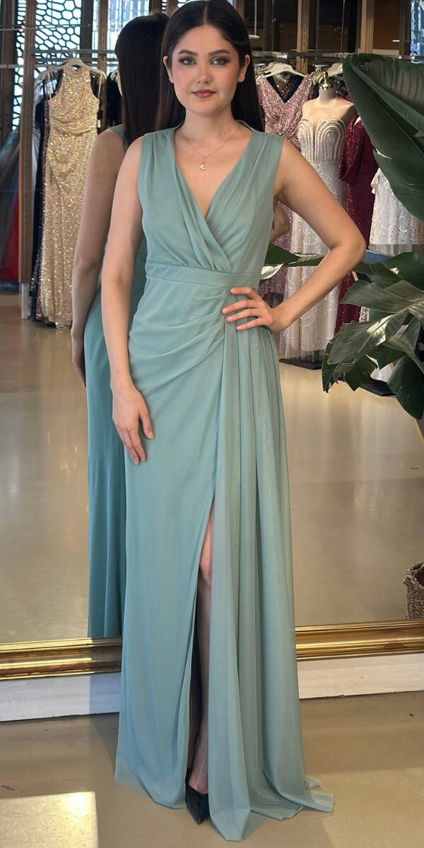 AdaÇayı Yeşili Kalın Askı Yırtmaçlı Düz Kesim Likralı Uzun Abiye Elbise 7648 - 1