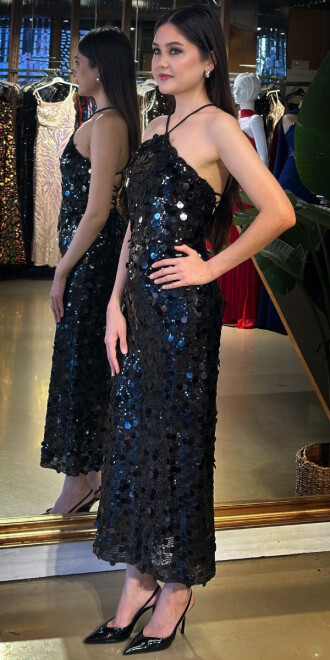 A.P Siyah Halter Yaka Sırt Dekolteli Yırtmaçlı Düz Kesim Payet Midi Abiye Elbise 11042-03 - 2