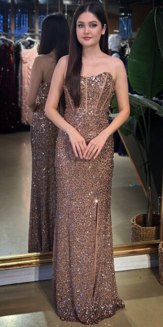 Bakır Straplez Yaka Sırt Dekolteli Yırtmaçlı Düz Kesim Payet Uzun Abiye Elbise 11093-04 - abiyeniall