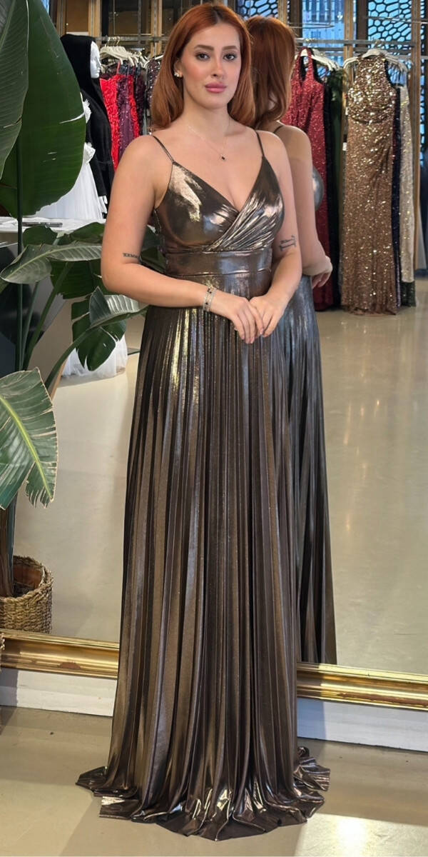Bakır V Yaka İp Askılı Kloş Etekli Parlak Kumaş Uzun Abiye Elbise 11143-01 - 1