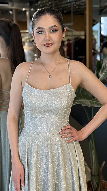 Bej İp Askılı Sırt Dekolteli Kloş Etekli Simli Uzun Abiye Elbise 7601 - 3