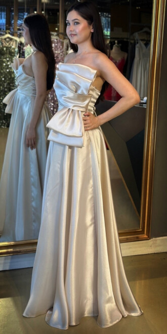 Bej Straplez Yaka Yırtmaçlı Kloş Etekli Organze Uzun Abiye Elbise 7679 - 2