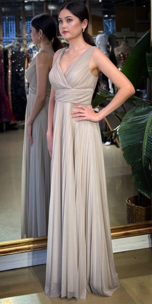 Bej V Yaka Kalın Askı Kloş Etekli Şifon Uzun Abiye Elbise 11098-04 - 2