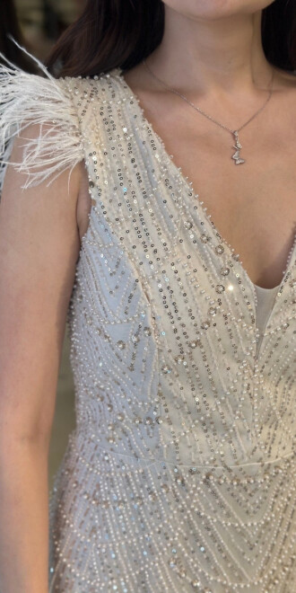 Bej V Yaka Kalın Askı Tuy Detaylı Düz Kesim Pullu Boncuklu Uzun Abiye Elbise 11052-05 - 4