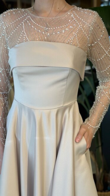 Bej Yuvarlak Yaka Uzun Kollu Kloş Etekli Saten Midi Abiye Elbise 11139-04 - 4