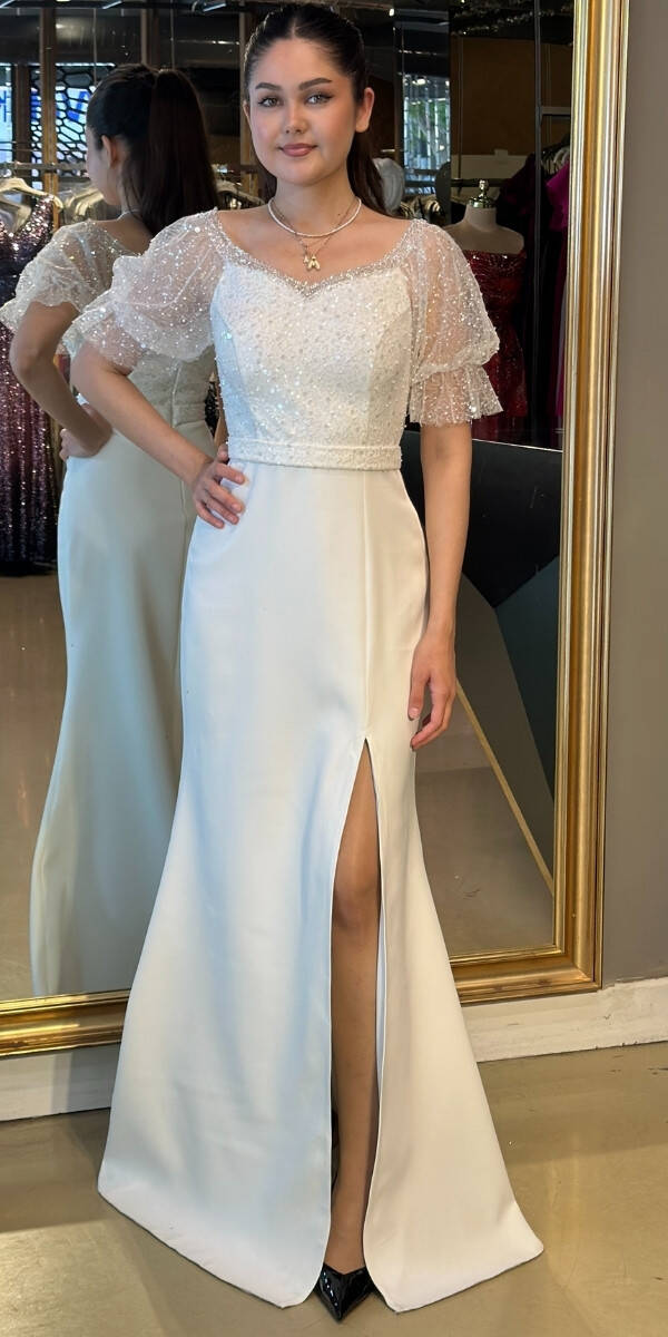 Beyaz Balon Kollu Yırtmaçlı Uzun Abiye Elbise 7606 - 1