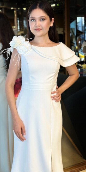 Beyaz Çiçek Detaylı Yırtmaçlı Düz Kesim Krep Uzun Abiye Elbise 11027 - 3