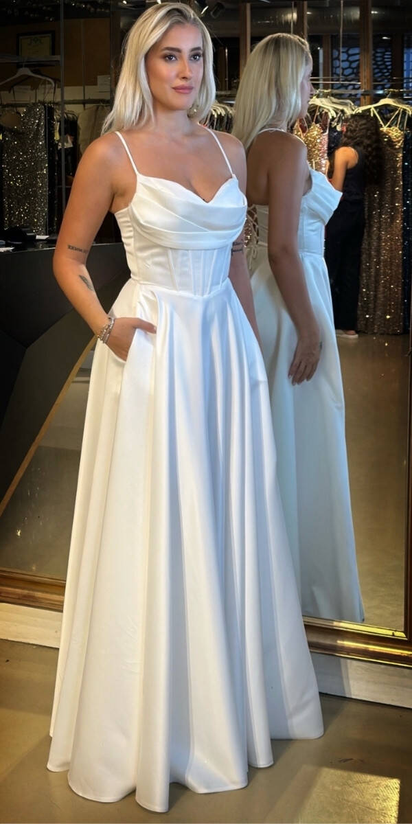 Beyaz İp Askılı Sırt Dekolteli Kloş Etekli Saten Uzun Abiye Elbise 7783 - 2