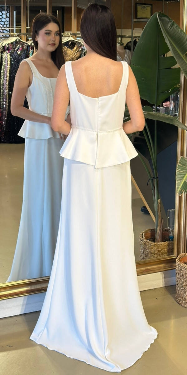 Beyaz Kare Yaka Kalın Askı Çiçek Detaylı Düz Kesim Krep Uzun Abiye Elbise 11161-02 - 5