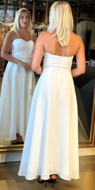 Beyaz Kemerli Straplez Yaka Kloş Etekli Keten Midi Abiye Elbise 11089 - 5