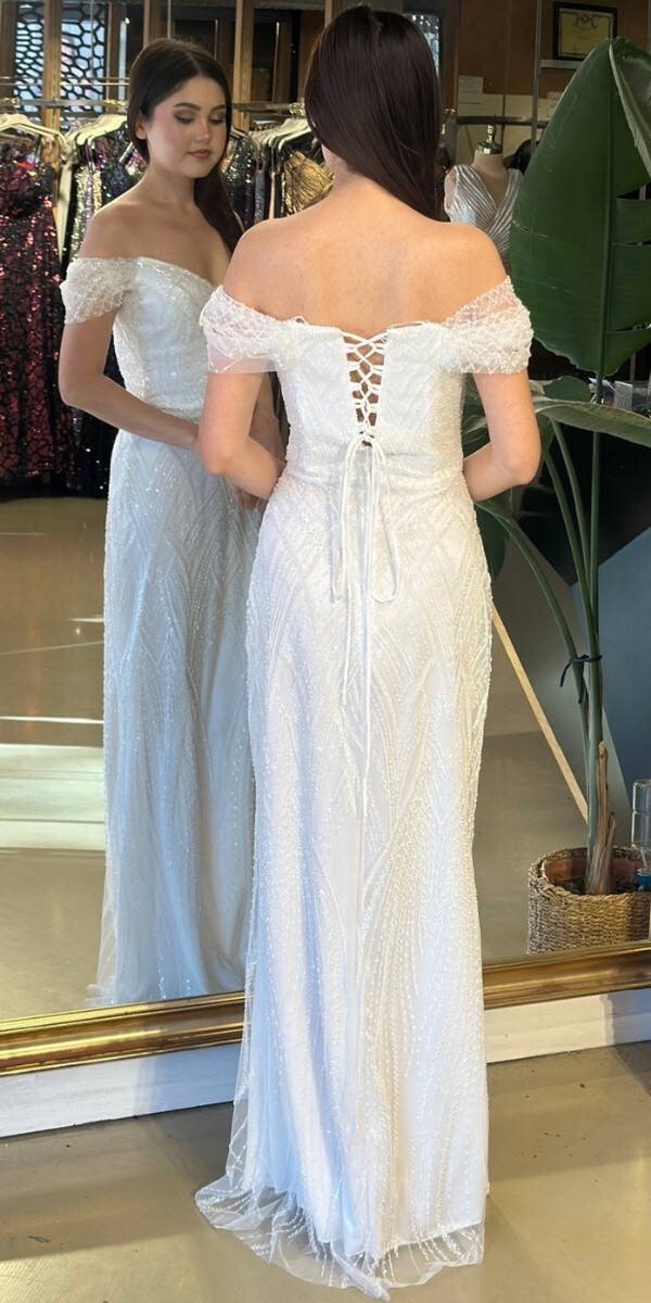 Kırık Beyaz Madonna Yaka Sırt Dekolteli Düz Kesim Pullu Boncuklu Uzun Abiye Elbise 11044-11 - 5