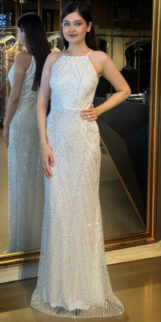 Beyaz Stefanel Yaka Sırt Dekolteli Düz Kesim Pullu Boncuklu Uzun Abiye Elbise 7712 