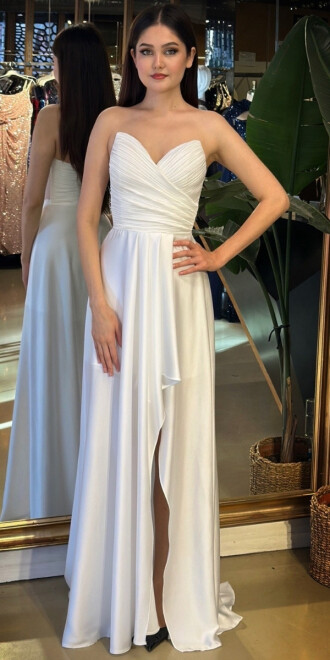 Beyaz Straplez Yaka Anvelop Yırtmaçlı Kloş Etekli Saten Uzun Abiye Elbise 11095-11 - abiyeniall