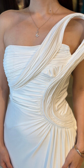 Beyaz Straplez Yaka Detaylı Yırtmaçlı Düz Kesim Likralı Uzun Abiye Elbise 11031 - 4