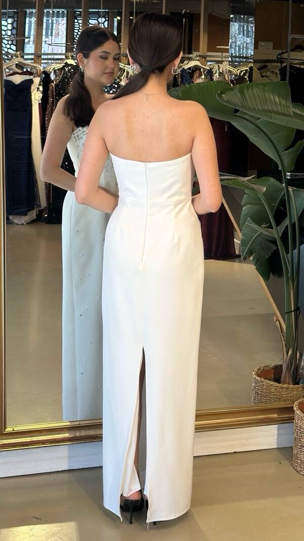 Beyaz Straplez Yaka Düz Kesim Krep Uzun Abiye Elbise 11210-01 - 5