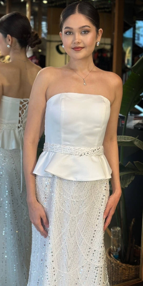 Beyaz Straplez Yaka Kemerli Sırt Dekolteli Düz Kesim Pullu Boncuklu Uzun Abiye Elbise 11141-03 - 3