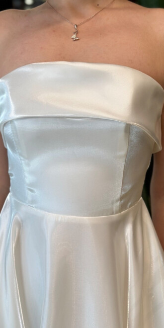 Beyaz Straplez Yaka Kloş Etekli Organze Uzun Abiye Elbise 7747 - 4