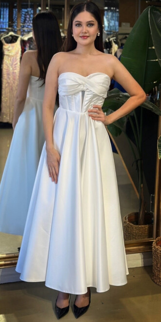 Beyaz Straplez Yaka Kloş Etekli Saten Midi Abiye Elbise 11182-02 - abiyeniall