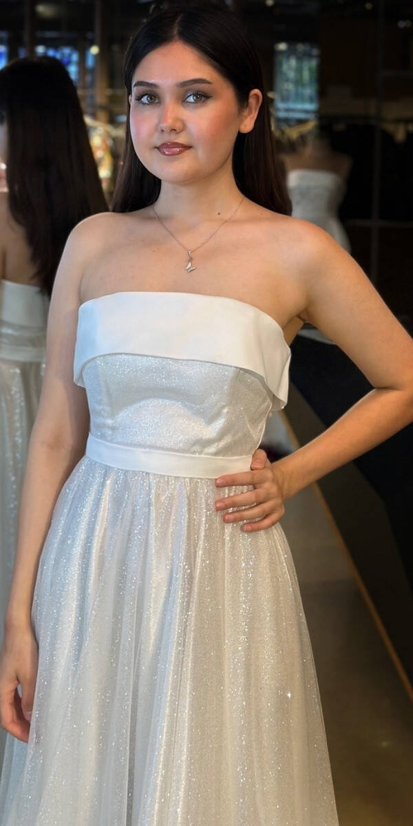 Beyaz Straplez Yaka Kloş Etekli Tül Uzun Abiye Elbise 7743 - 2