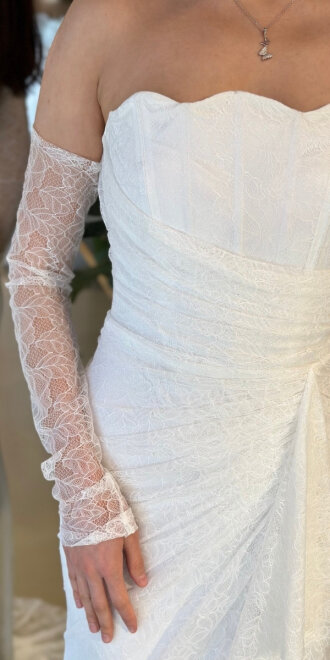 Beyaz Straplez Yaka Uzun Kollu Anvelop Yırtmaçlı Düz Kesim Likralı Dantel Uzun Abiye Elbise 11204-02 - 4