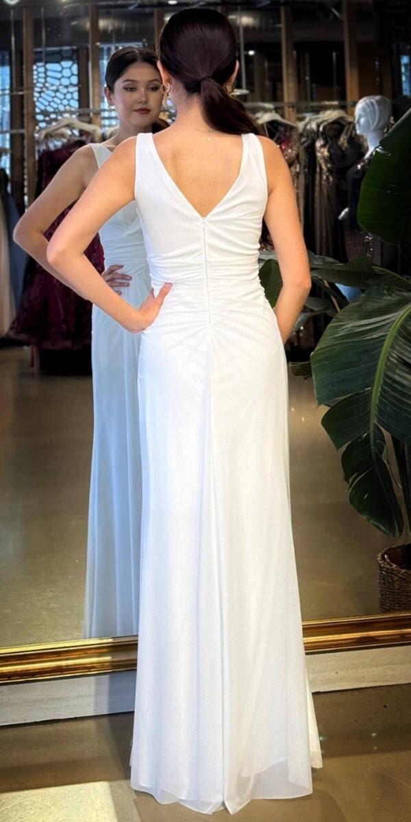 Beyaz V Yaka Kalın Askı Anvelop Yırtmaçlı Düz Kesim Likralı Tül Uzun Abiye Elbise 11123-01 - 5