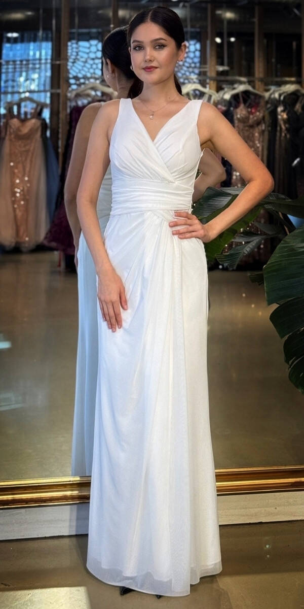 Beyaz V Yaka Kalın Askı Anvelop Yırtmaçlı Düz Kesim Likralı Tül Uzun Abiye Elbise 11123-01 - 1