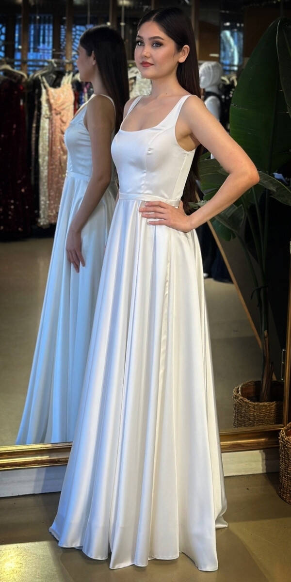 Beyaz V Yaka Kalın Askı Sırt Dekolteli Kloş Etekli Saten Uzun Abiye Elbise 11091-01 - 2