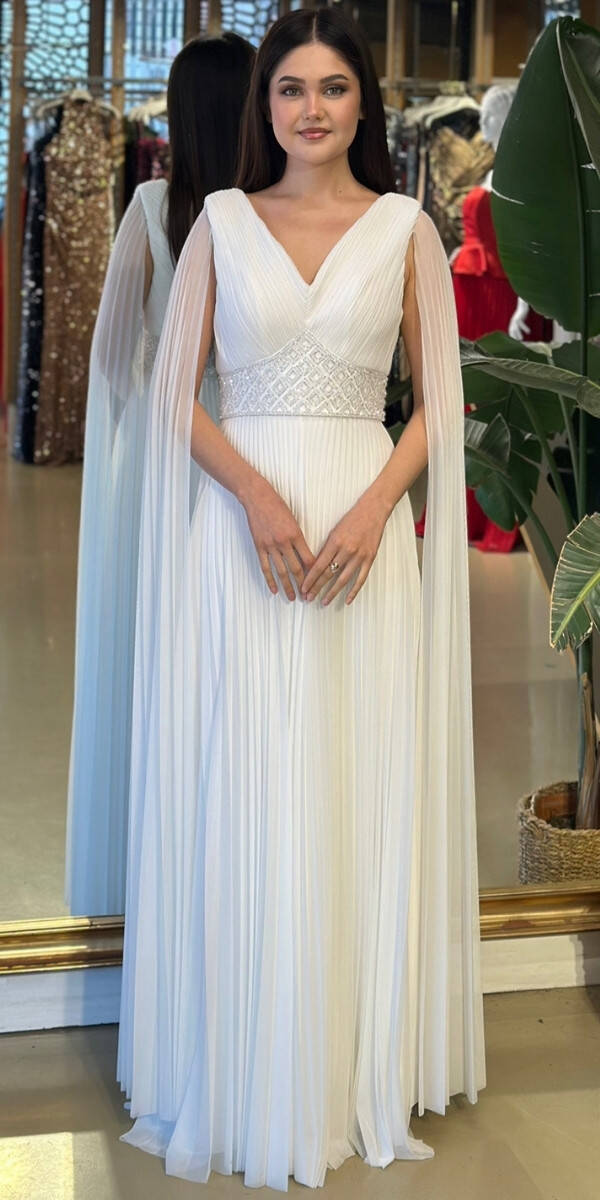 Beyaz V Yaka Pelerin Kloş Etekli Şifon Uzun Abiye Elbise 11108-01 - 2