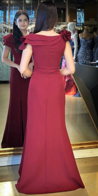 Bordo Çiçek Detaylı Yırtmaçlı Düz Kesim Krep Uzun Abiye Elbise 11027 - 5