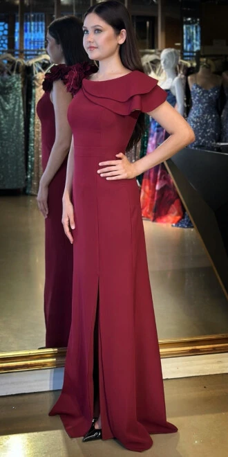 Bordo Çiçek Detaylı Yırtmaçlı Düz Kesim Krep Uzun Abiye Elbise 11027 - 2