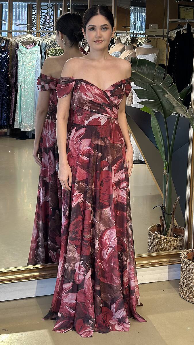 Bordo Madonna Yaka Kloş Etekli Likralı Desenli Uzun Abiye Elbise 06-11056 - 1