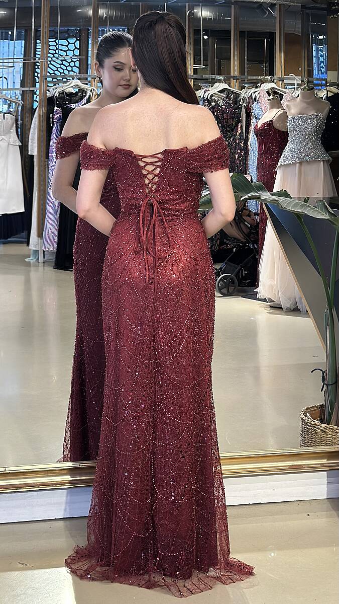 Bordo Madonna Yaka Sırt Dekolteli Düz Kesim Pullu Boncuklu Uzun Abiye Elbise 11250-03 - 5
