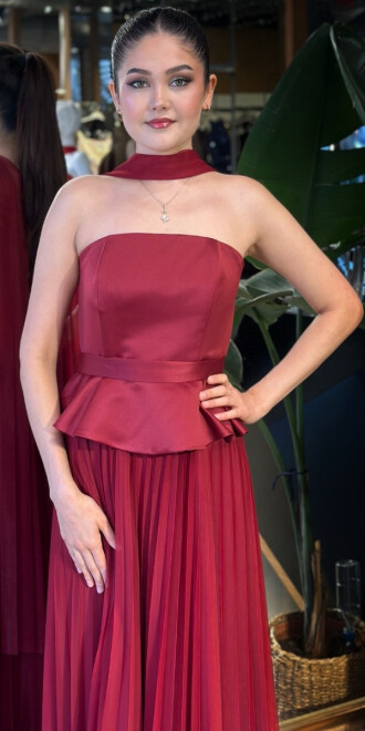 Bordo Straplez Yaka Sırt Dekolteli Kloş Etekli Şifon Uzun Abiye Elbise 11140-04 - 3