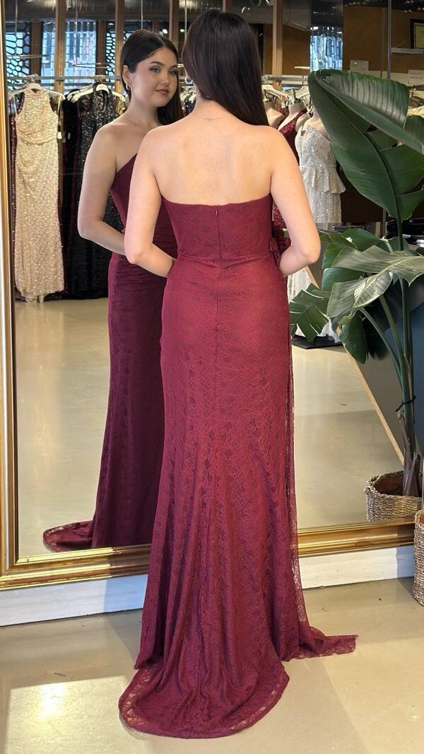 Bordo Straplez Yaka Yırtmaçlı Düz Kesim Likralı Dantel Uzun Abiye Elbise 11194-05 - 3