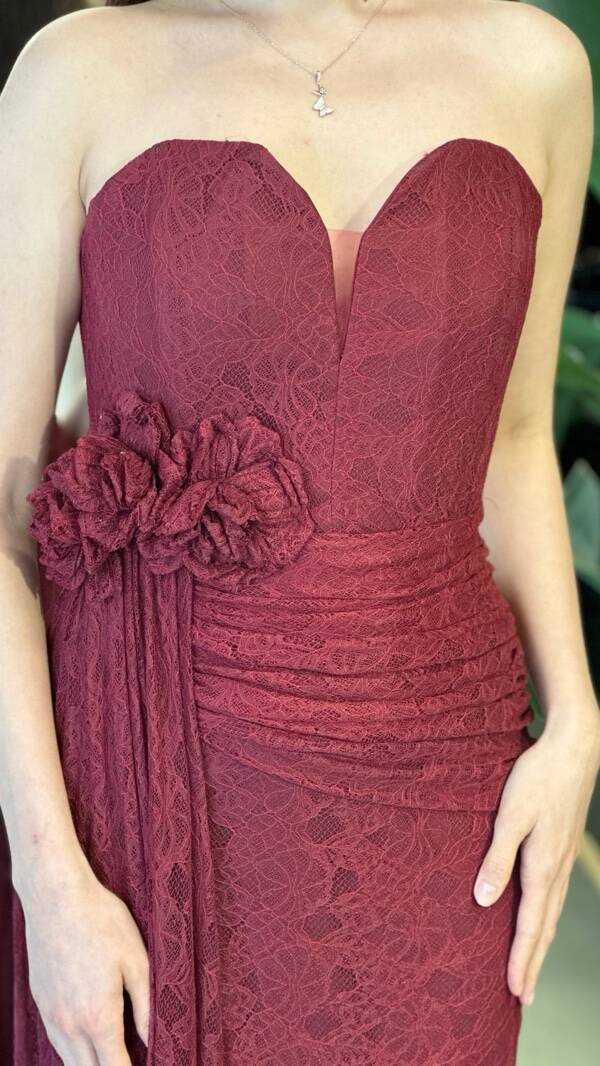 Bordo Straplez Yaka Yırtmaçlı Düz Kesim Likralı Dantel Uzun Abiye Elbise 11194-05 - 5