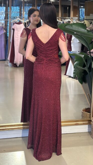 Bordo V Yaka Kalın Askı Yırtmaçlı Düz Kesim Likralı Pullu Boncuklu Uzun Abiye Elbise 11179-05 - 5