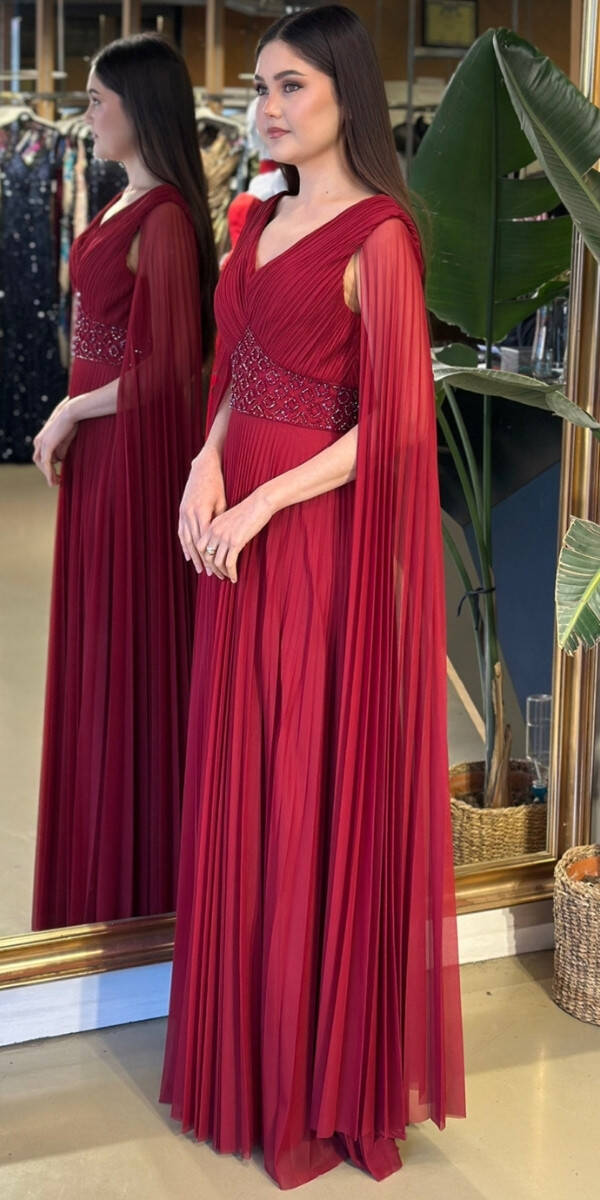 Bordo V Yaka Pelerin Kloş Etekli Şifon Uzun Abiye Elbise 11108-02 - 2