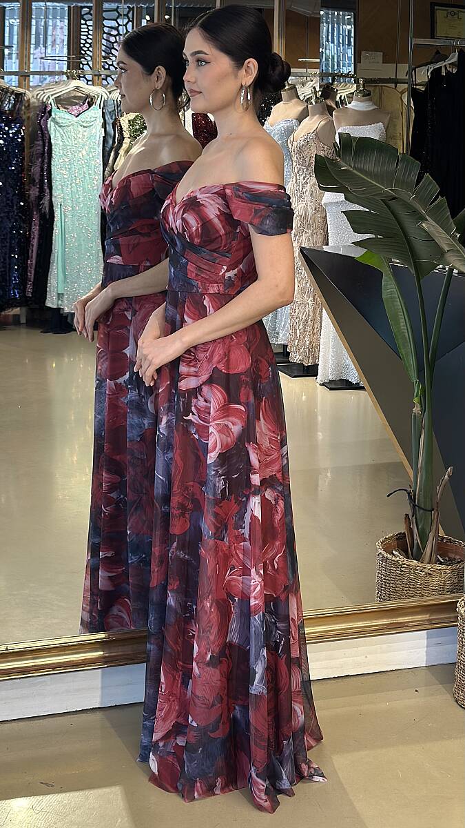 Damson Madonna Yaka Kloş Etekli Likralı Desenli Uzun Abiye Elbise 05-11056 - 2