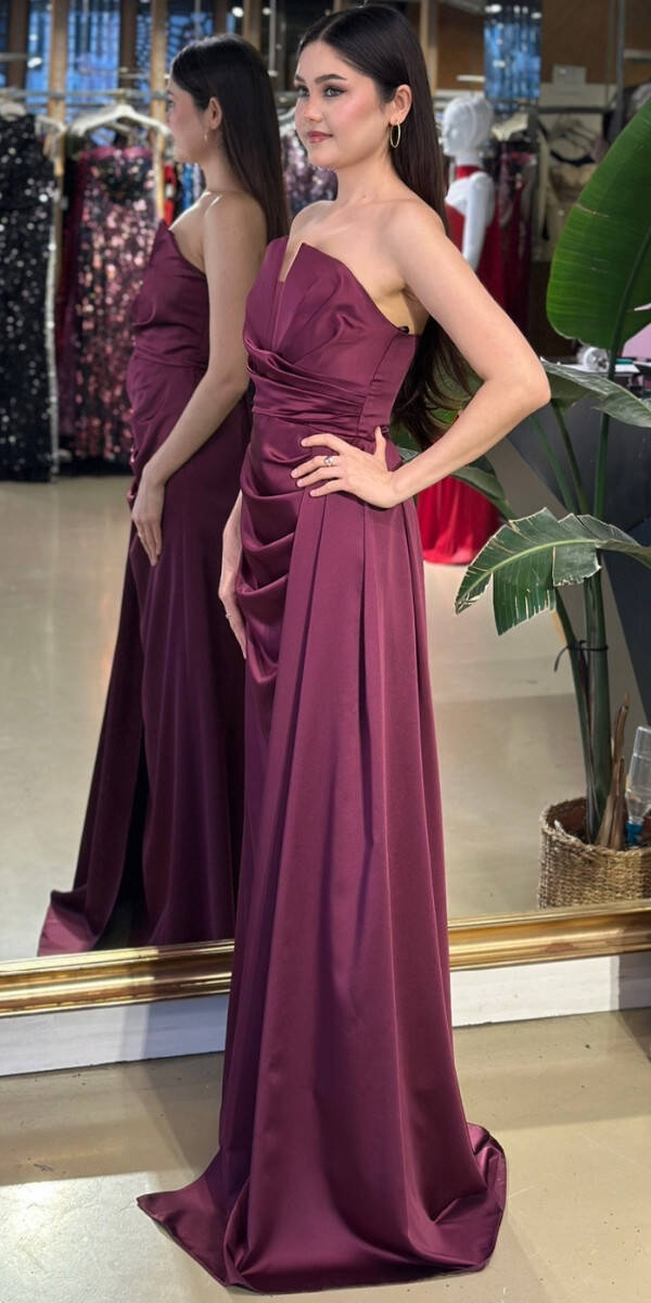 Damson Straplez Yaka Sırt Dekolteli Düz Kesim Saten Uzun Abiye Elbise 11131-09 - 2