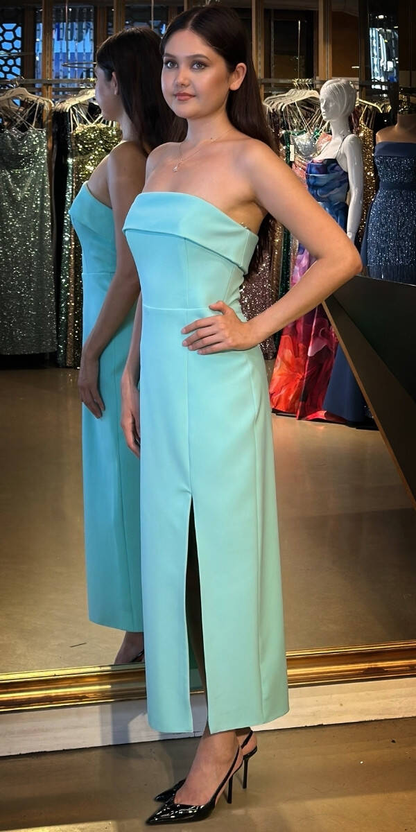 Mintgrünes Trägerloses Midikleid Aus Krepp Mit Schlitz Und Geradem Schnitt – Abendkleid 7692 - 2