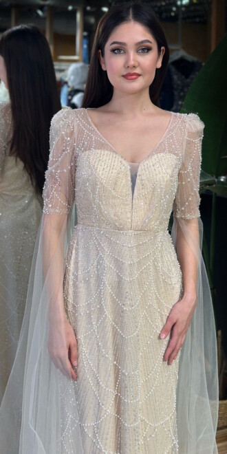 Ekru V Yaka Kısa Kollu Pelerin Düz Kesim Pullu Boncuklu Uzun Abiye Elbise 7713 - 3