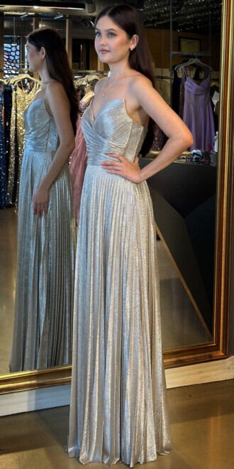 Gri Straplez Yaka Kloş Etekli Jakarlı Uzun Abiye Elbise 11080 - 2