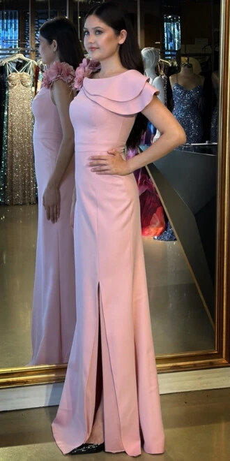 Gül Kurusu Çiçek Detaylı Yırtmaçlı Düz Kesim Krep Uzun Abiye Elbise 11027 - 2