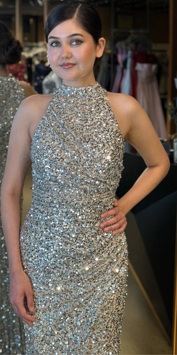 Gümüş Stefanel Yaka Yırtmaçlı Düz Kesim Payet Uzun Abiye Elbise 7781 - 3