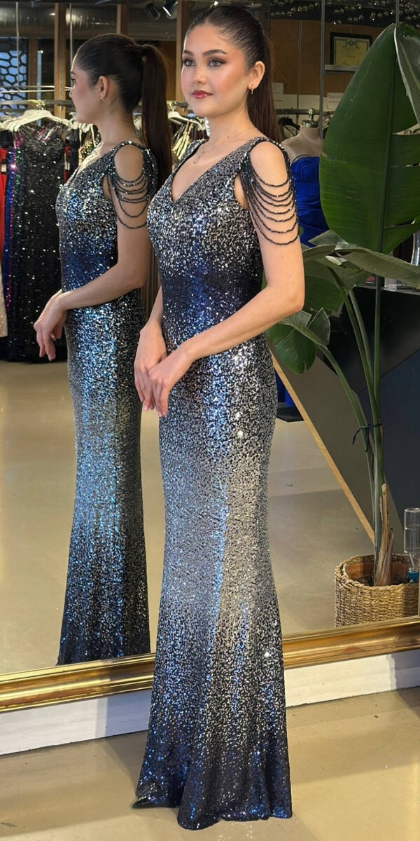 Gümüş V Yaka Kalın Askı Boncuk İşlemeli Düz Kesim Payet Uzun Abiye Elbise 11012-02 - 2