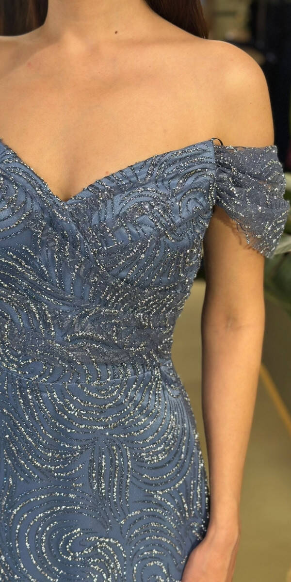 İndigo Madonna Yaka Sırt Dekolteli Düz Kesim Simli Uzun Abiye Elbise 11113-05 - 4