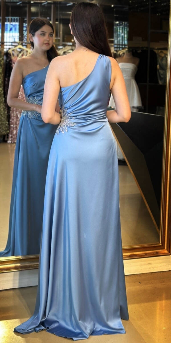 İndigo Tek Omuzlu Taş Detaylı Düz Kesim Saten Uzun Abiye Elbise 7684 - 5