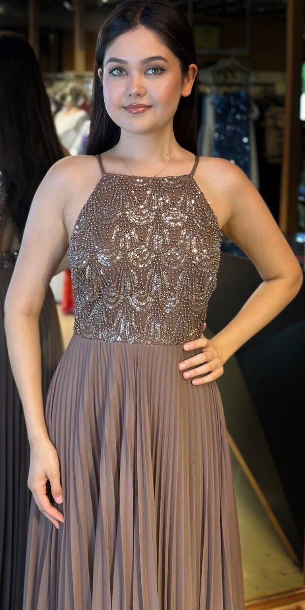 Kahverengi İnce Askılı Sırt Dekolteli Kloş Etekli Tül Uzun Abiye Elbise 11049 - 3