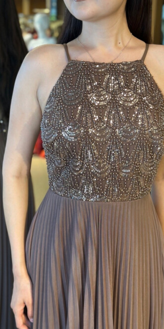 Kahverengi İnce Askılı Sırt Dekolteli Kloş Etekli Tül Uzun Abiye Elbise 11049 - 4